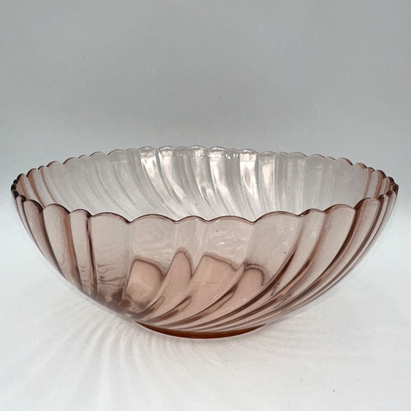 Arcoroc Other - Arcoroc Serving Bowl 10 Inch Pink Rosaline Swirl Scalloped Glass France